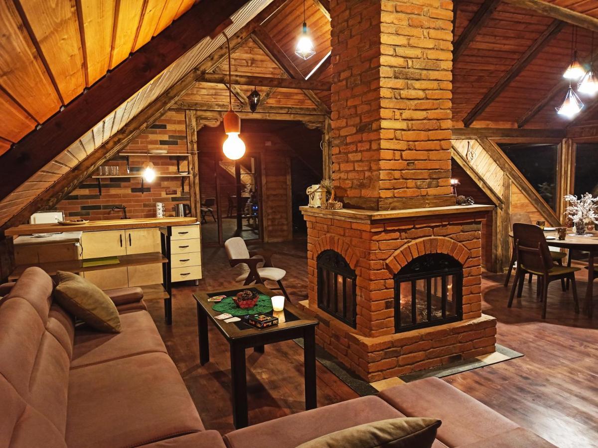 Jermatun Guest House ディリジャン エクステリア 写真