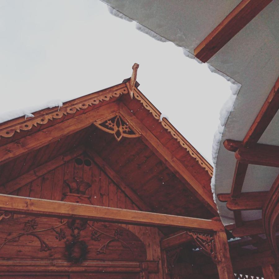 Jermatun Guest House ディリジャン エクステリア 写真